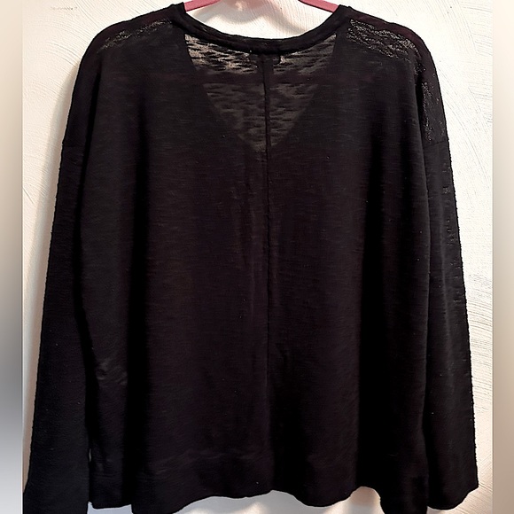 Old Navy Black Long sleeve blouse - Picture 3 of 6